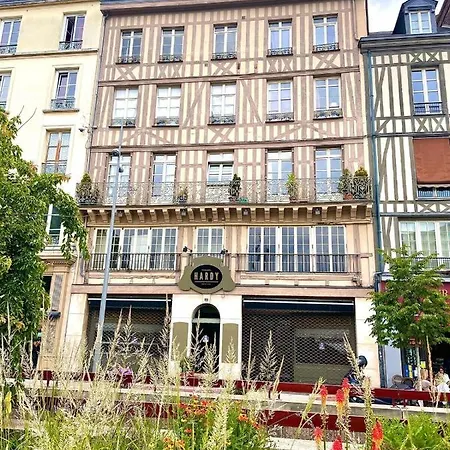Le Sylvestre Apartment Rouen