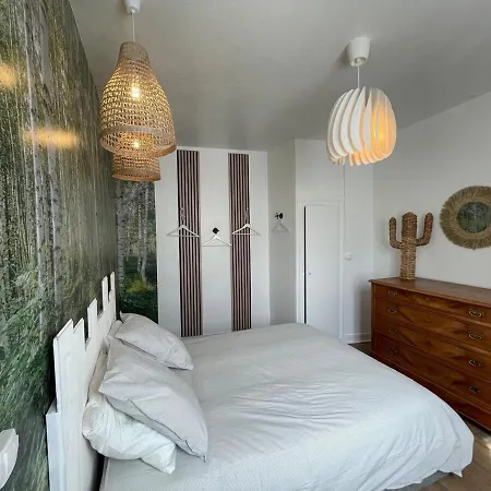 Le Sylvestre Apartment *